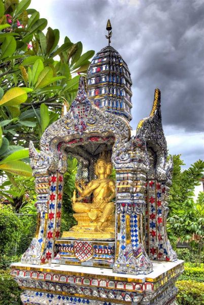 Ornate Wat Bangkungthien Kang, Bangkok, Thailand